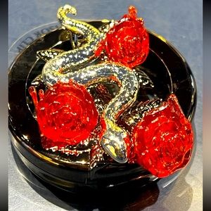 Snake & Roses Car Fragrance Holder Bath and Body Works Brand New